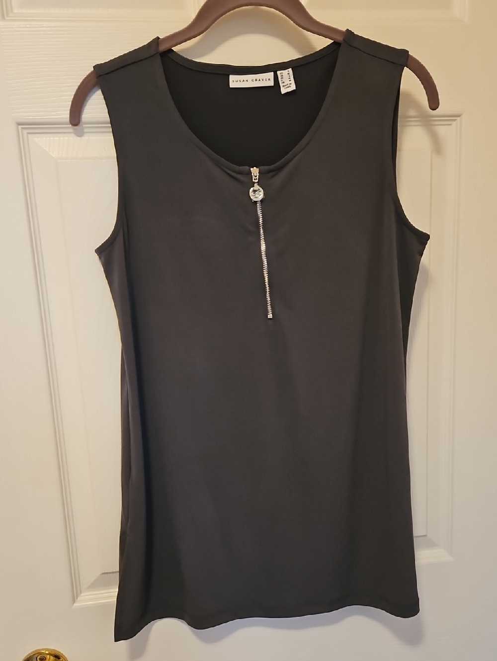 Susan Graver Gray Sleeveless Zip-Front Tank